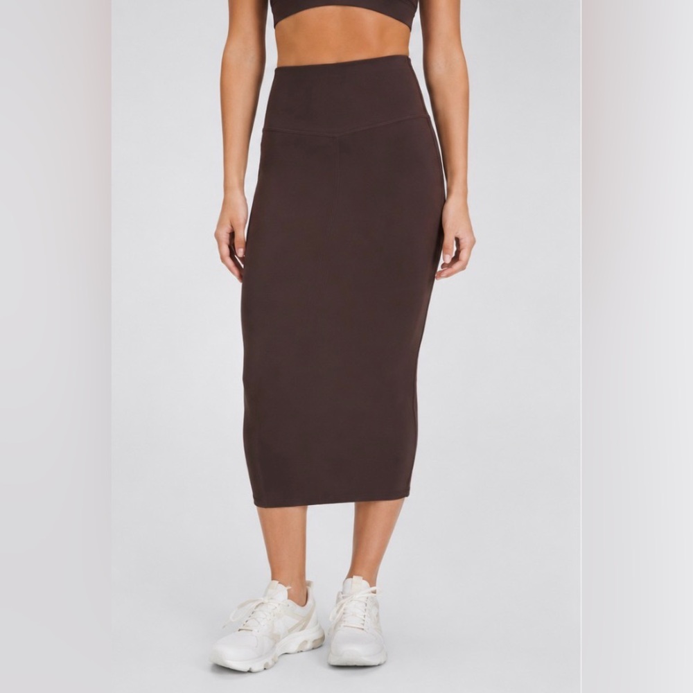 Lululemon Nulu Slim-Fit High-Rise Midi Skirt Espresso Size 6 NWT LW8AQ7S